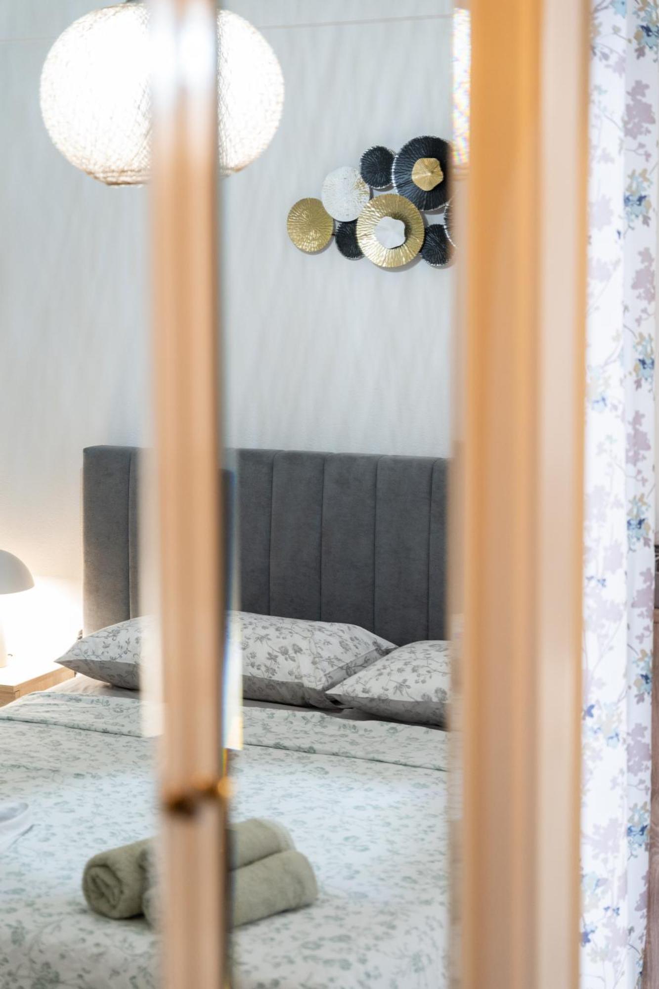 Ninas Central Apartment Kavála ภายนอก รูปภาพ